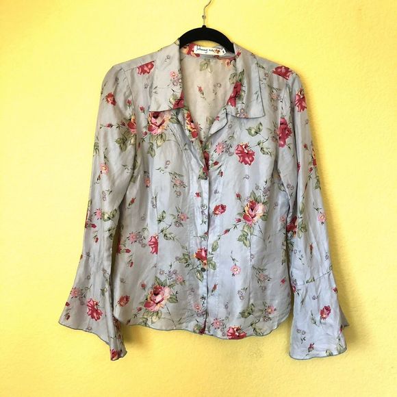 Johnny Was Tops - Johnny Was Light Blue Silk Blouse Floral Sz M